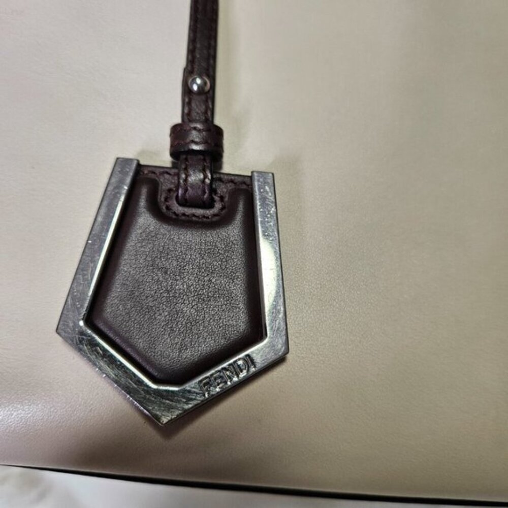 SOLD Fendi 2jours Leather Authenticated - Picture 6 of 16